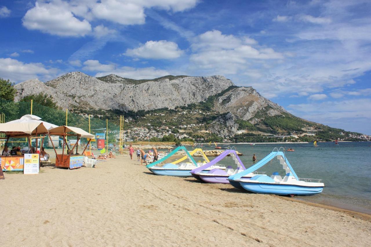 Apartments With A Parking Space Omis - 10362 외부 사진