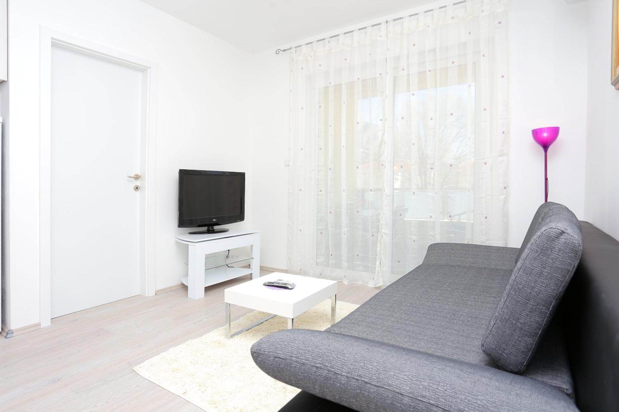 Apartments With A Parking Space Omis - 10362 객실 사진